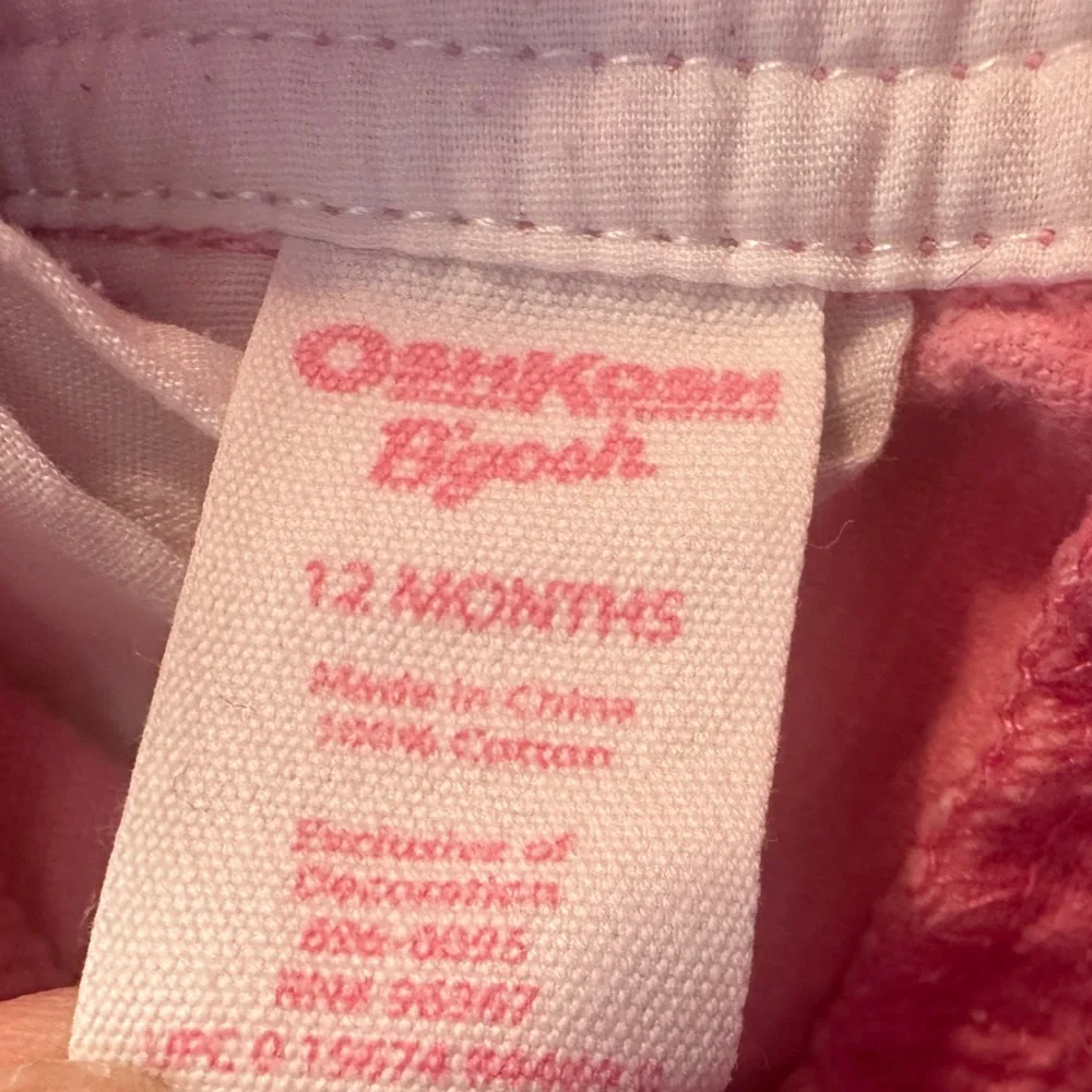 VTG Oshkosh B’Gosh 12 Month Pink Corduroy Vestbak Overalls Embroidered Floral‎